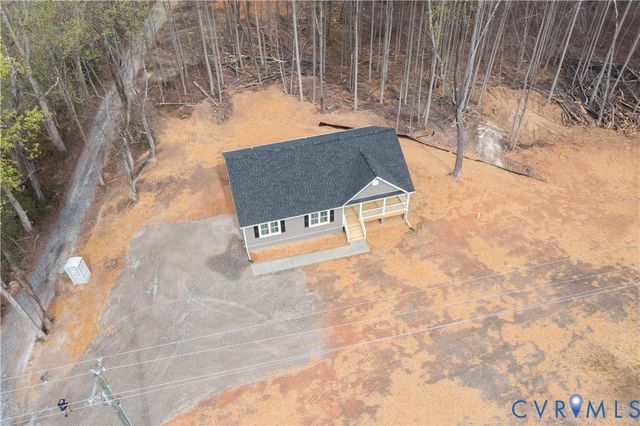 704 Columbia Rd, Columbia, VA 23038