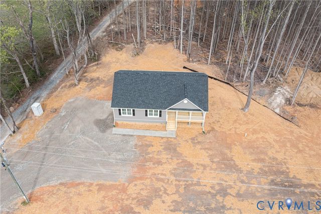 704 Columbia Rd, Columbia, VA 23038