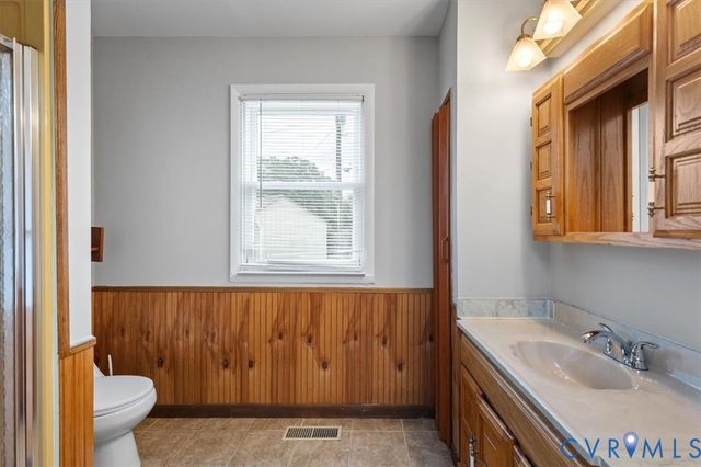 427 Deerfield Dr, Petersburg, VA 23805