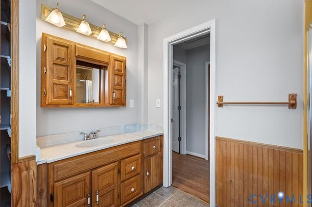 427 Deerfield Dr, Petersburg, VA 23805