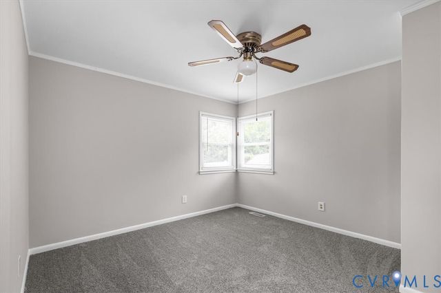 427 Deerfield Dr, Petersburg, VA 23805