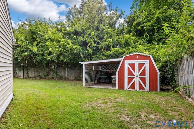 427 Deerfield Dr, Petersburg, VA 23805