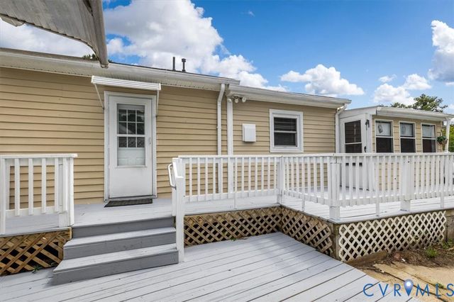 427 Deerfield Dr, Petersburg, VA 23805