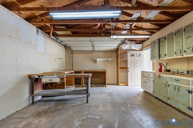 427 Deerfield Dr, Petersburg, VA 23805