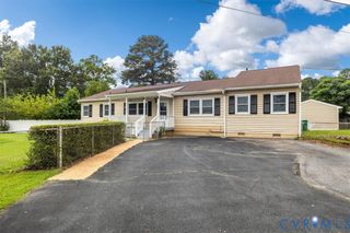 427 Deerfield Dr, Petersburg, VA 23805