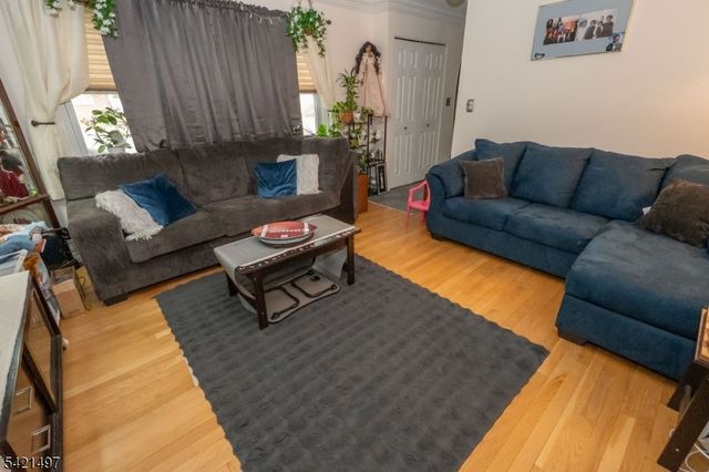 1033 Grove A-B, North Brunswick Twp., NJ 08902