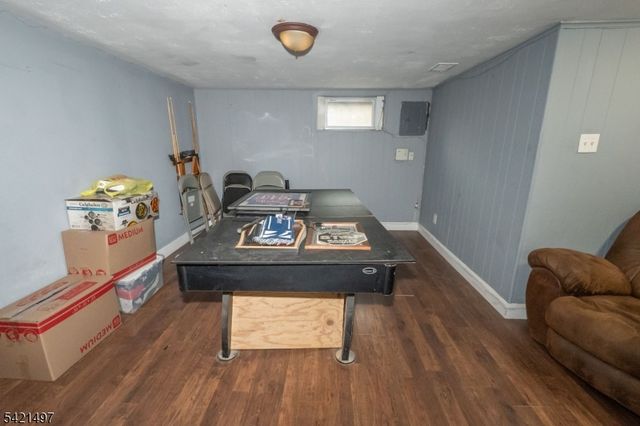 1033 Grove A-B, North Brunswick Twp., NJ 08902