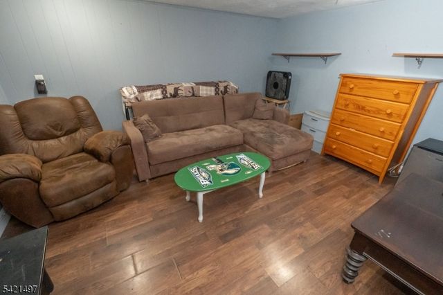 1033 Grove A-B, North Brunswick Twp., NJ 08902
