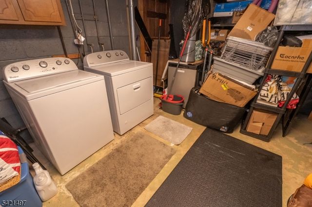 1033 Grove A-B, North Brunswick Twp., NJ 08902