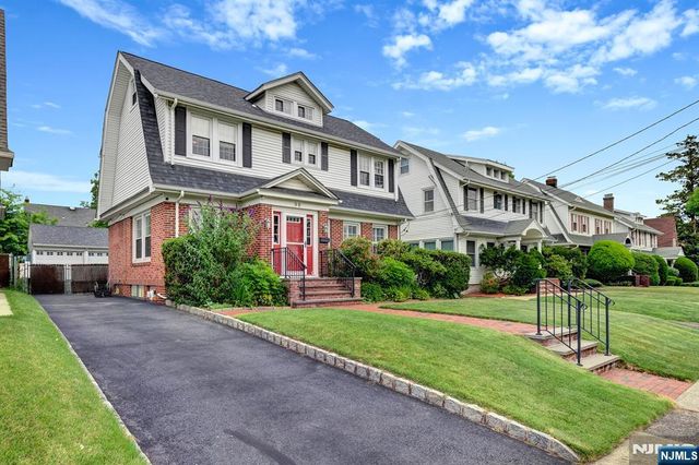 98 Maple Street, Rutherford, NJ 07070