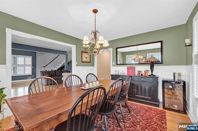 98 Maple Street, Rutherford, NJ 07070