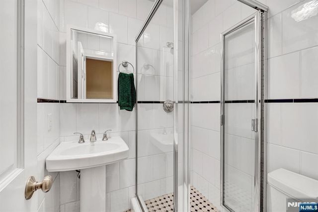 98 Maple Street, Rutherford, NJ 07070