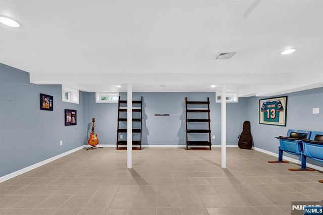 98 Maple Street, Rutherford, NJ 07070