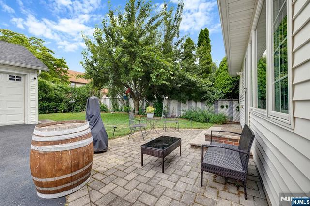 98 Maple Street, Rutherford, NJ 07070