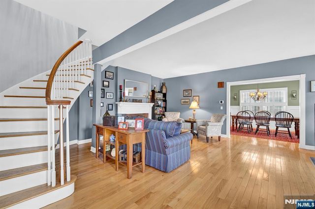 98 Maple Street, Rutherford, NJ 07070