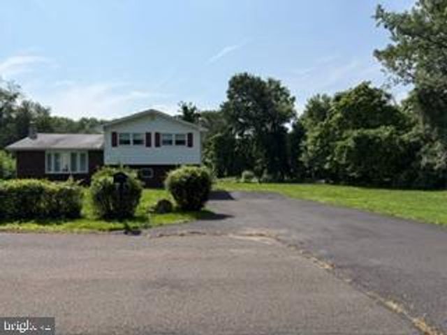 3001 & 3005 CENTURY AVE, Bristol, PA 19007
