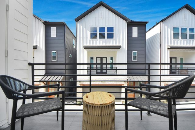 929 Fisher Street D, Houston, TX 77018