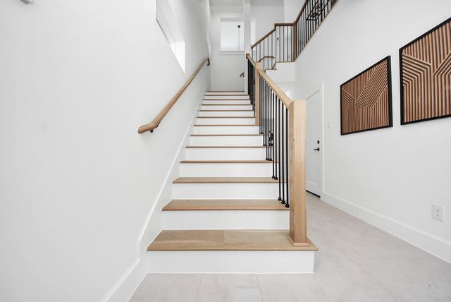 929 Fisher Street D, Houston, TX 77018