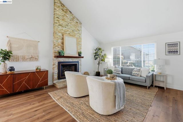4346 Fallbrook Rd, Concord, CA 94521