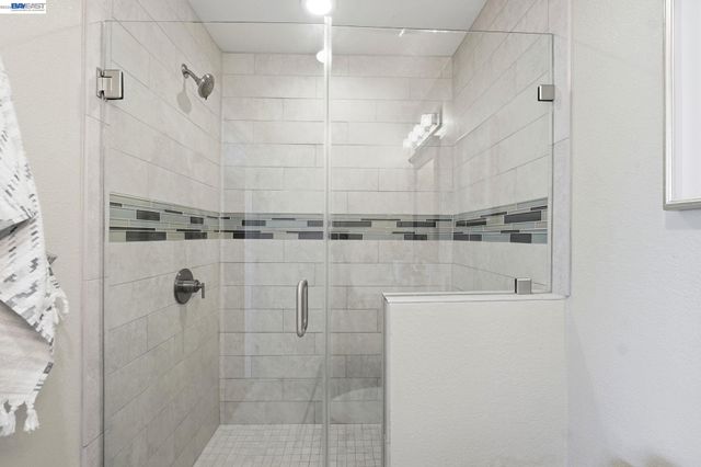 4346 Fallbrook Rd, Concord, CA 94521