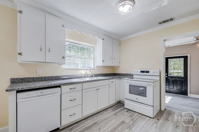 608 Early Street, Springfield, GA 31329