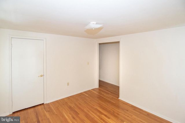 25 E TOWNSHIP LINE RD, Souderton, PA 18964