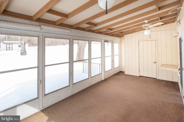 25 E TOWNSHIP LINE RD, Souderton, PA 18964