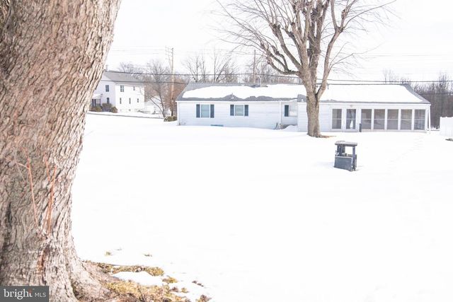 25 E TOWNSHIP LINE RD, Souderton, PA 18964