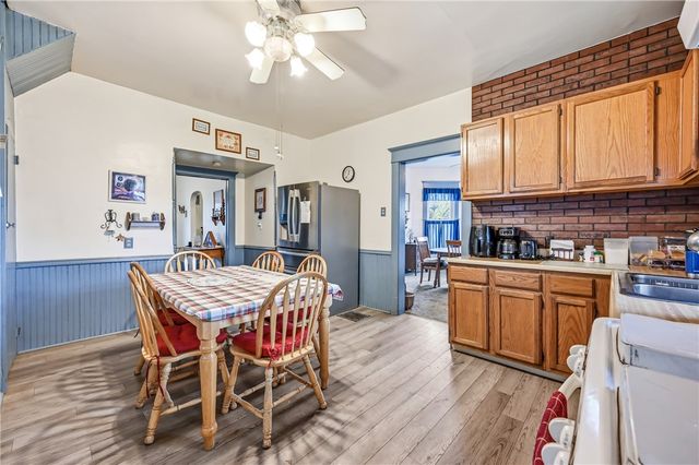 753 Spruce Ave, Sharon, PA 16146