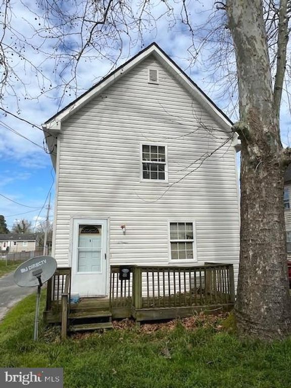 411 OXFORD STREET, Pocomoke City, MD 21851