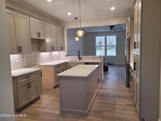 2220 Park Avenue, Newport, NC 28570