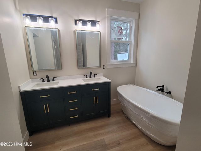 2220 Park Avenue, Newport, NC 28570