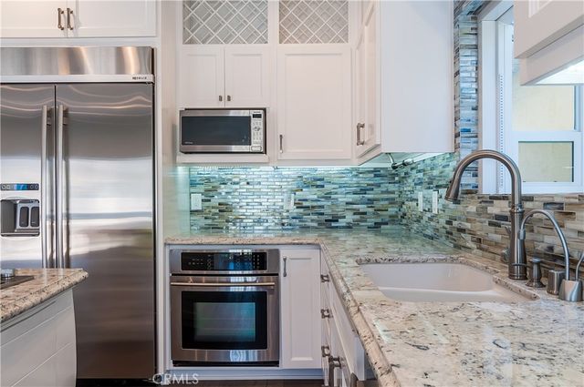 124 35th Street, Hermosa Beach, CA 90254