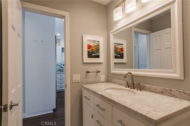 124 35th Street, Hermosa Beach, CA 90254