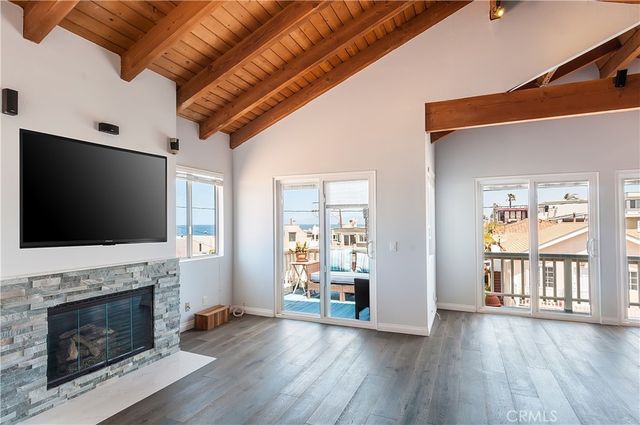 124 35th Street, Hermosa Beach, CA 90254