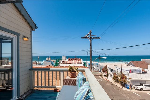 124 35th Street, Hermosa Beach, CA 90254