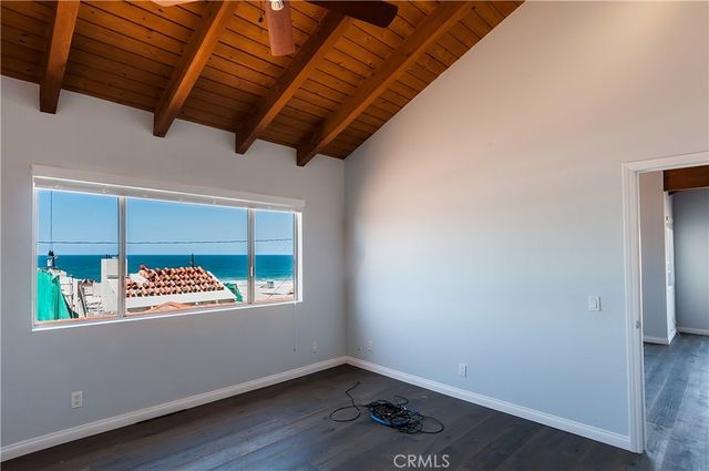 124 35th Street, Hermosa Beach, CA 90254