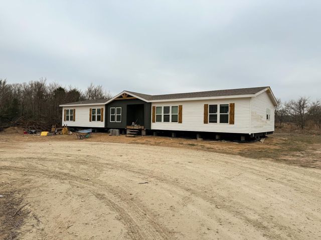 2408 W Highway 79, Buffalo, TX 75831