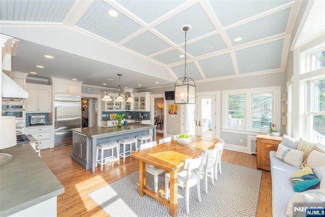 120 W Ridgewood Avenue, Ridgewood, NJ 07450