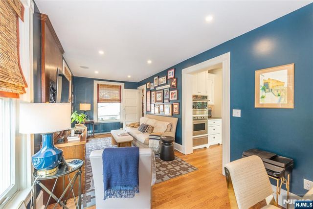 120 W Ridgewood Avenue, Ridgewood, NJ 07450