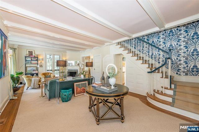 120 W Ridgewood Avenue, Ridgewood, NJ 07450