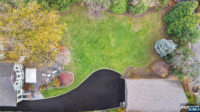 120 W Ridgewood Avenue, Ridgewood, NJ 07450