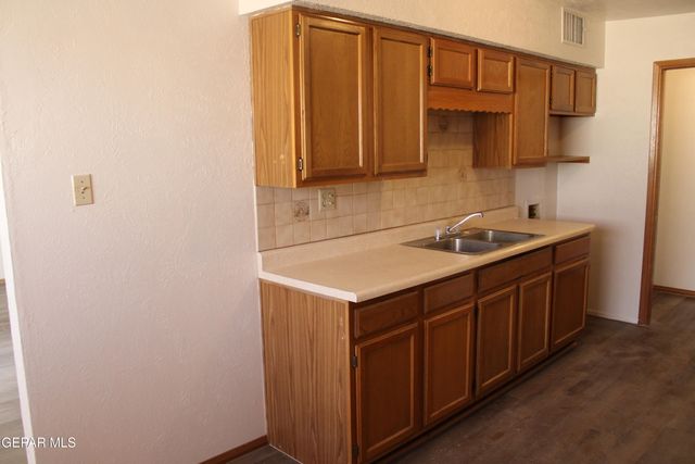 5229 CORNELL Avenue, El Paso, TX 79924