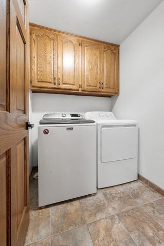 1744 IVES LANE, Suamico, WI 54173
