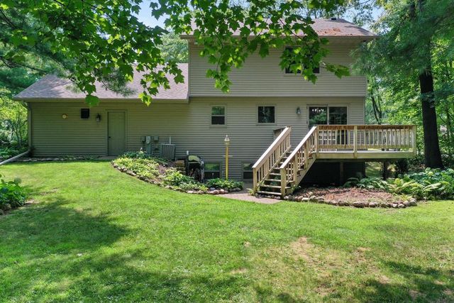 1744 IVES LANE, Suamico, WI 54173