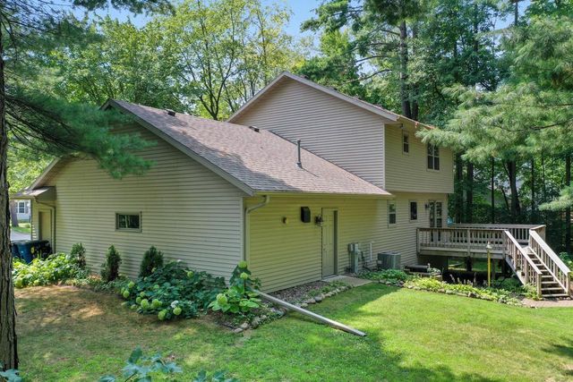 1744 IVES LANE, Suamico, WI 54173