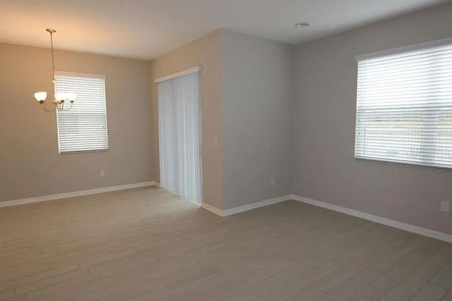 29897 SOUTHWELL LANE, Wesley Chapel, FL 33543