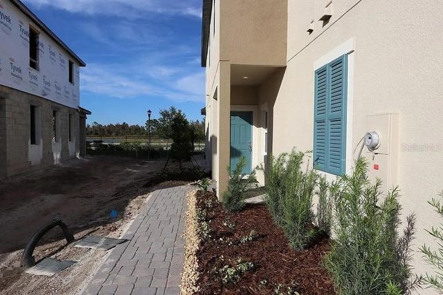 29897 SOUTHWELL LANE, Wesley Chapel, FL 33543