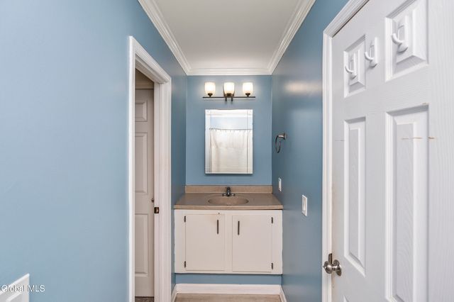 79 Meadowlark Drive, Cohoes, NY 12047