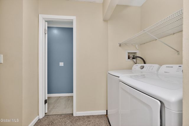 79 Meadowlark Drive, Cohoes, NY 12047